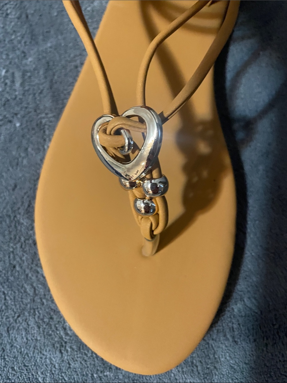Women's Tan Heart-Detail Strappy Sandals NWOT - Picture 8 of 8